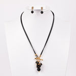 Cargar imagen en el visor de la galería, Collar Corbatero Deep Negro