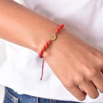 Cargar imagen en el visor de la galería, Pulsera San Benito dorado - Espiral