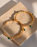 Cargar imagen en el visor de la galería, Aretes Green Maxi Hoops