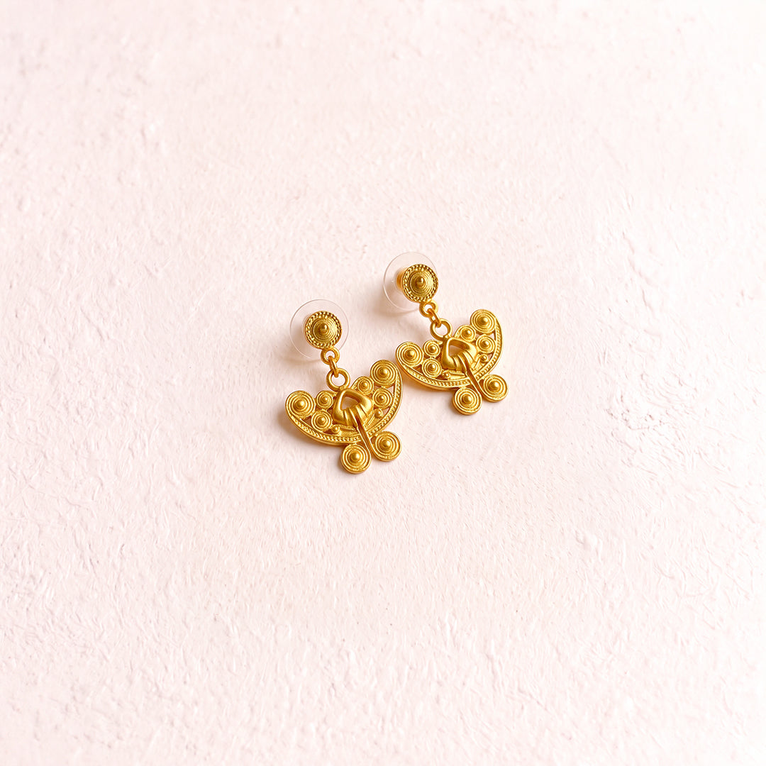 Aretes Topos Altos Mariposa