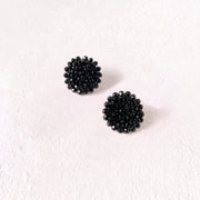 Aretes Topo Artesanal Negro Pequeño